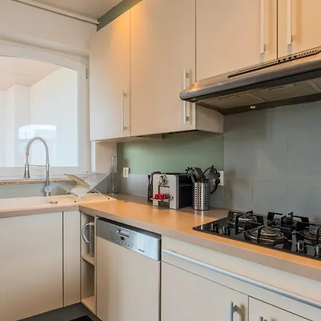 2 Bedroom With Terrace, Near Apartment Lille