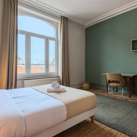 Apartment 2 Bedroom With Terrace, Near Lille