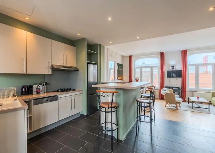 2 Bedroom With Terrace, Near شقة ليل