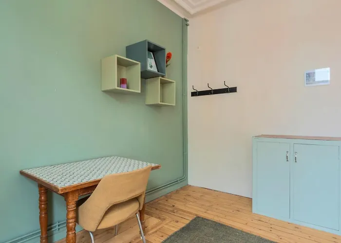 2 Bedroom With Terrace, Near ليل